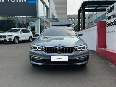BMW 5 Series  (2018)